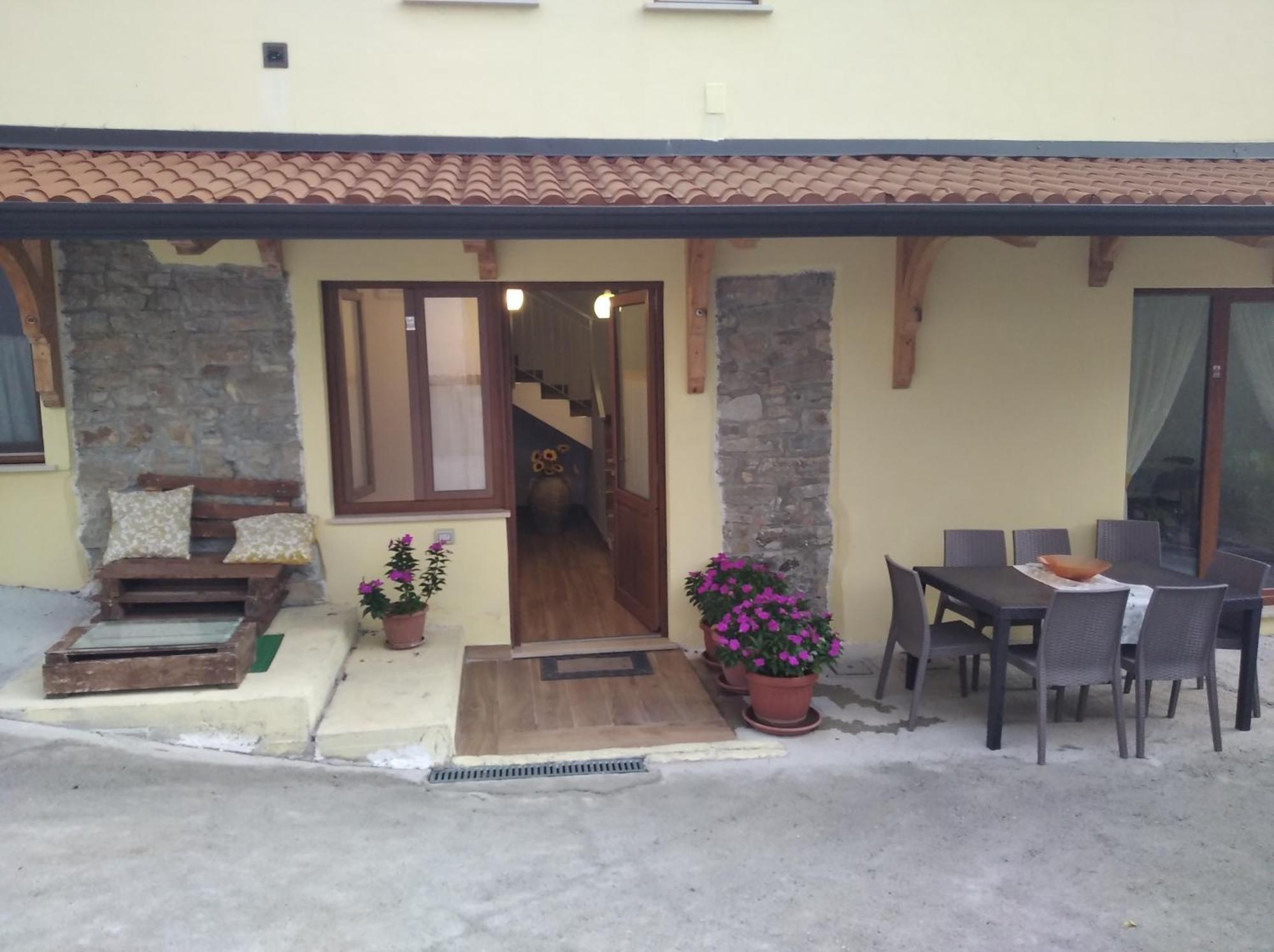 Agriturismo B&B Il Girasole Roccadaspide Exterior foto